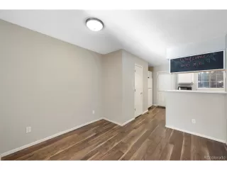 Photo #5: 4665568 Listing