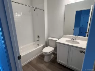 Photo #6: 4665672 Listing