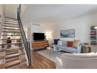 Photo #2: 4667148 Listing