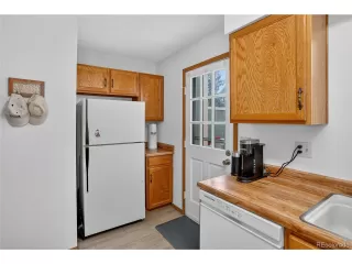 Photo #5: 4670280 Listing 