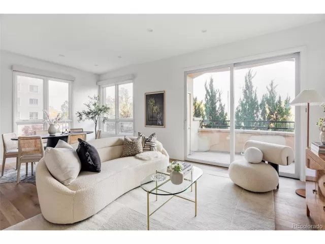 MLS: 4670482 Condo For Sale