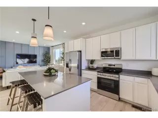 Photo #2: 4670733 Listing