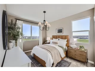 Photo #6: 4670733 Listing