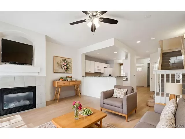 MLS: 4672598 Condo For Sale