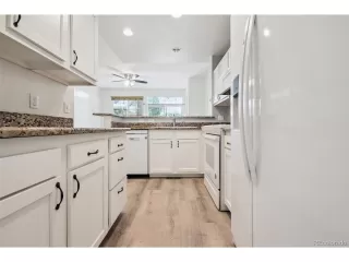 Photo #6: 4672598 Listing