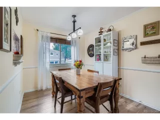 Photo #5: 4674101 Listing