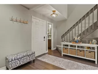 Photo #2: 4675777 Listing