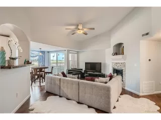 Photo #4: 4675814 Listing 