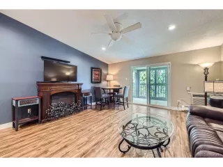 Photo #2: 4676541 Listing