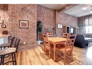 Photo #4: 4676589 Listing