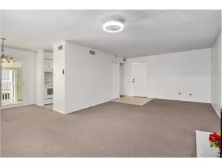 Photo #2: 4677577 Listing 