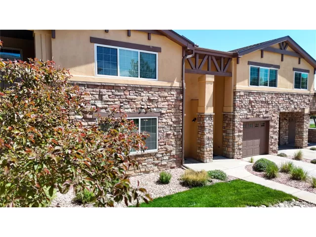 MLS: 4678738 Condo For Sale