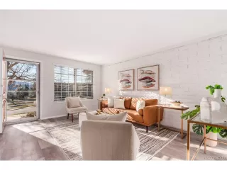 Photo #4: 4679364 Listing