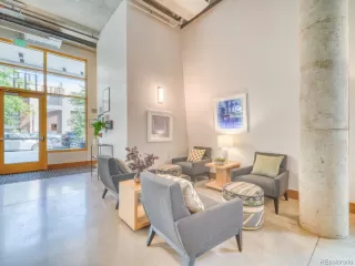 Photo #2: 4680272 Listing