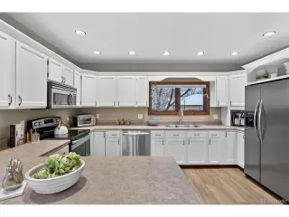 Photo #3: 4682829 Listing 