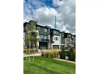 Photo #3: 4682918 Listing 