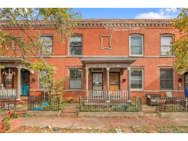 MLS: 4685086 Condo For Sale