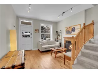 Photo #5: 4685086 Listing 