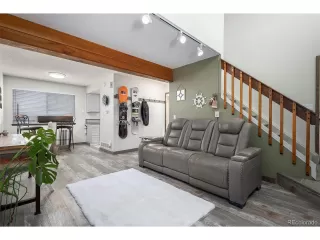 Photo #4: 4686558 Listing 