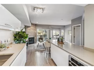 Photo #4: 4690641 Listing