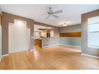 Photo #4: 4690808 Listing 