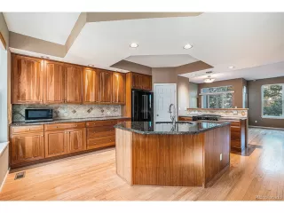 Photo #5: 4690808 Listing 