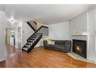 Photo #4: 4691918 Listing 