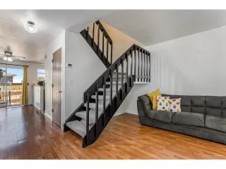 Photo #5: 4691918 Listing 