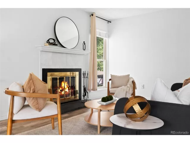 MLS: 4694748 Condo For Sale