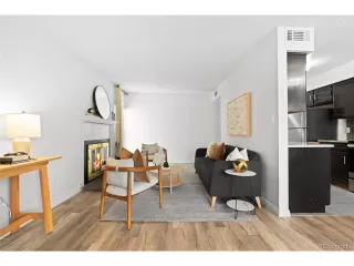 Photo #5: 4694748 Listing 