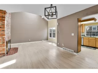 Photo #4: 4695988 Listing 
