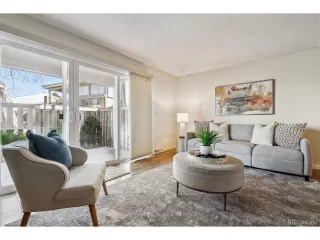 Photo #5: 4697909 Listing 