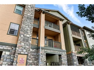 Photo #5: 4699550 Listing