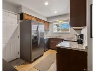 Photo #5: 4699952 Listing 