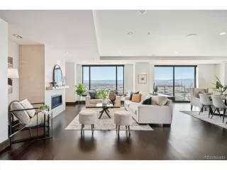 Photo #4: 4701953 Listing