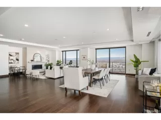 Photo #5: 4701953 Listing