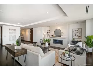 Photo #6: 4701953 Listing