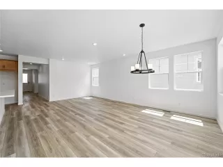 Photo #3: 4702485 Listing