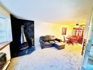 Photo #4: 4705211 Listing