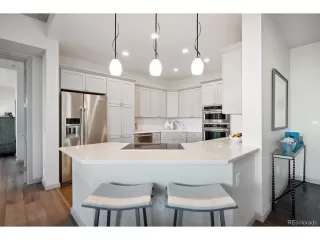 Photo #5: 4706346 Listing 