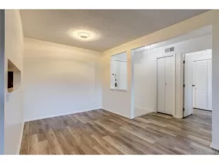 Photo #3: 4708396 Listing 