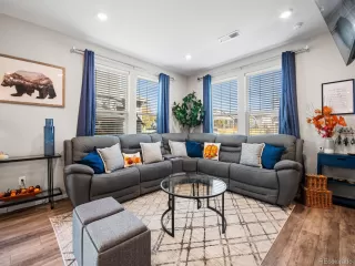 Photo #6: 4708815 Listing