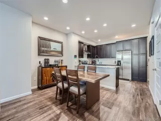 Photo #6: 4709787 Listing 