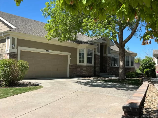 MLS: 4710423 Condo For Sale