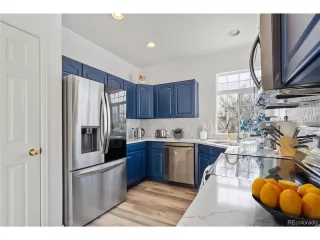 Photo #3: 4710423 Listing