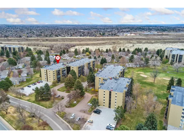 MLS: 4710575 Condo For Sale