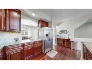 Photo #6: 4711820 Listing