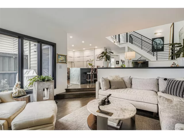 MLS: 4712174 Condo For Sale