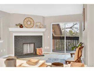 Photo #6: 4714407 Listing