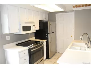 Photo #5: 4715718 Listing 